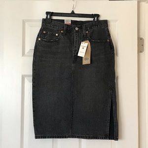 NWT Levi Black Jean High Waisted Skirt